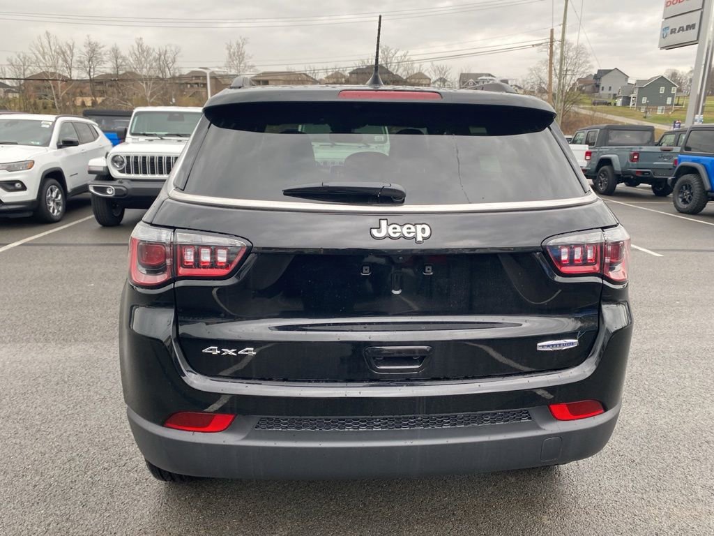 New 2026 Jeep Compass Latitude image 4