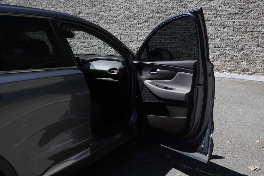 Used 2019 Hyundai Santa Fe SE AWD/4WD image 15