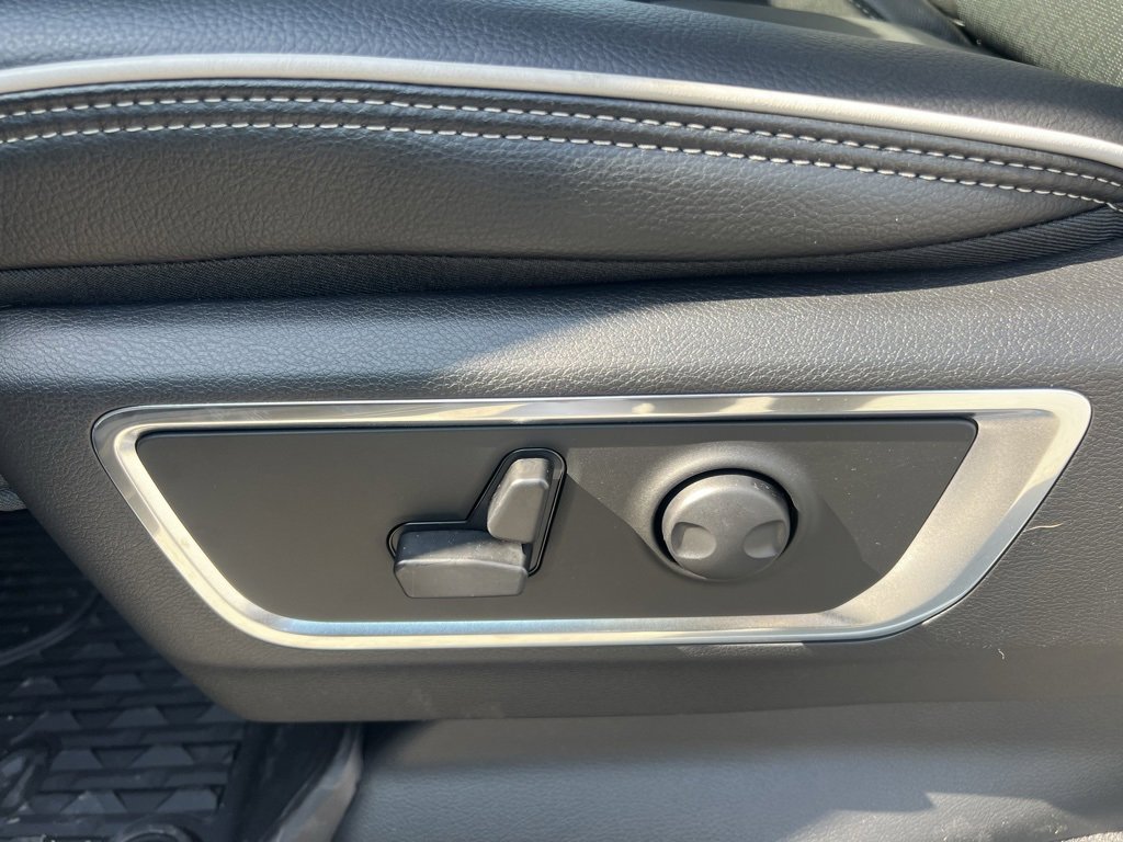 New 2025 RAM 1500 Laramie w/ Night Edition image 13
