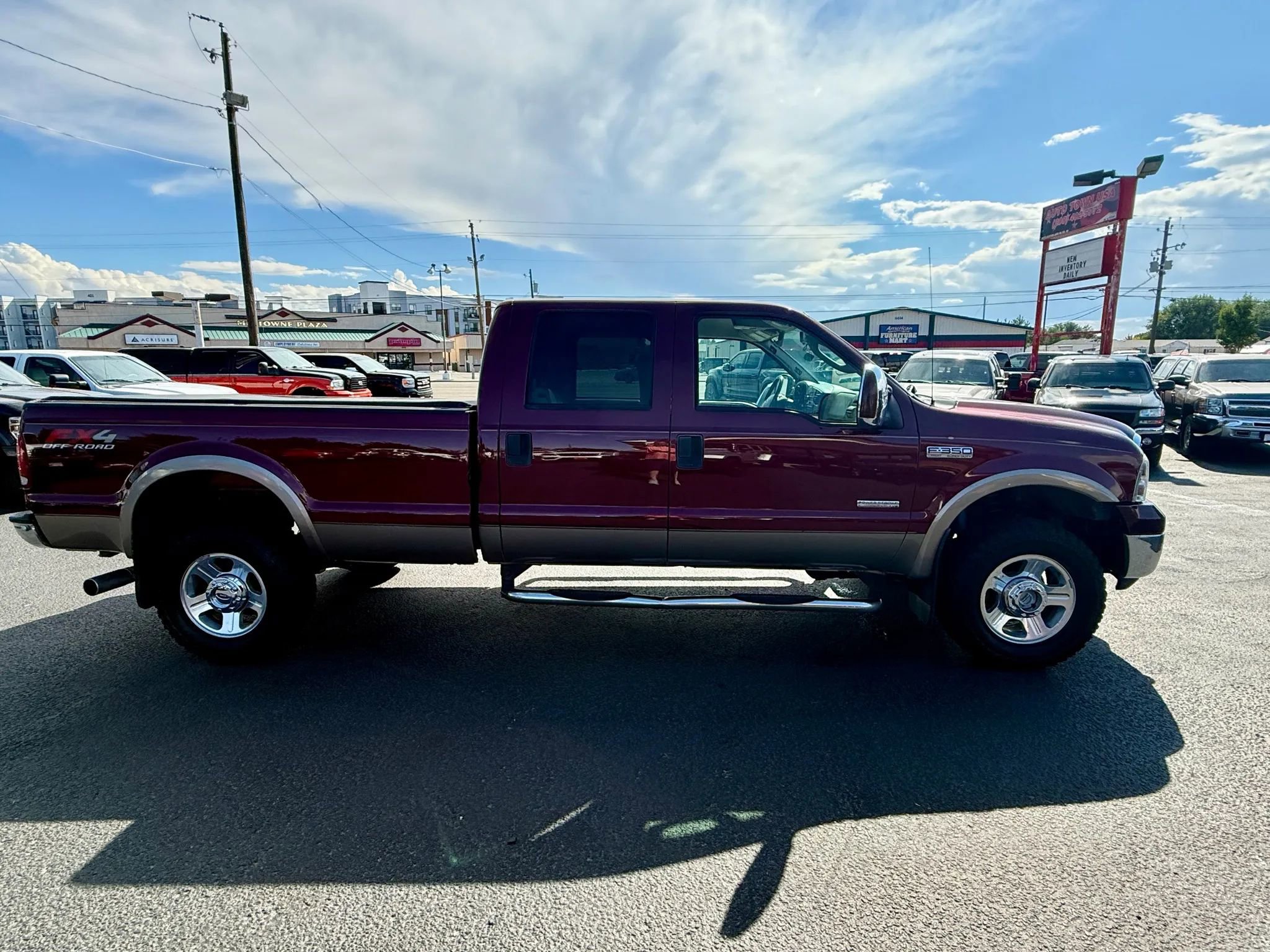 Used 2006 Ford F350 Lariat image 6