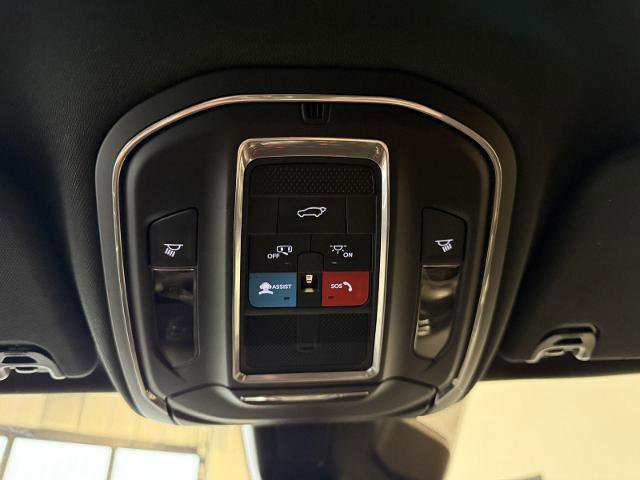 Used 2024 Jeep Wagoneer Series II w/ Convenience Group I image 35