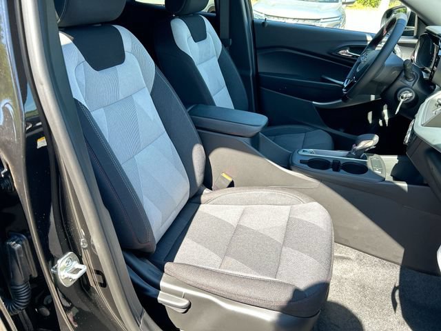 New 2026 Chevrolet Trax RS w/ Driver Confidence Package FWD image 24