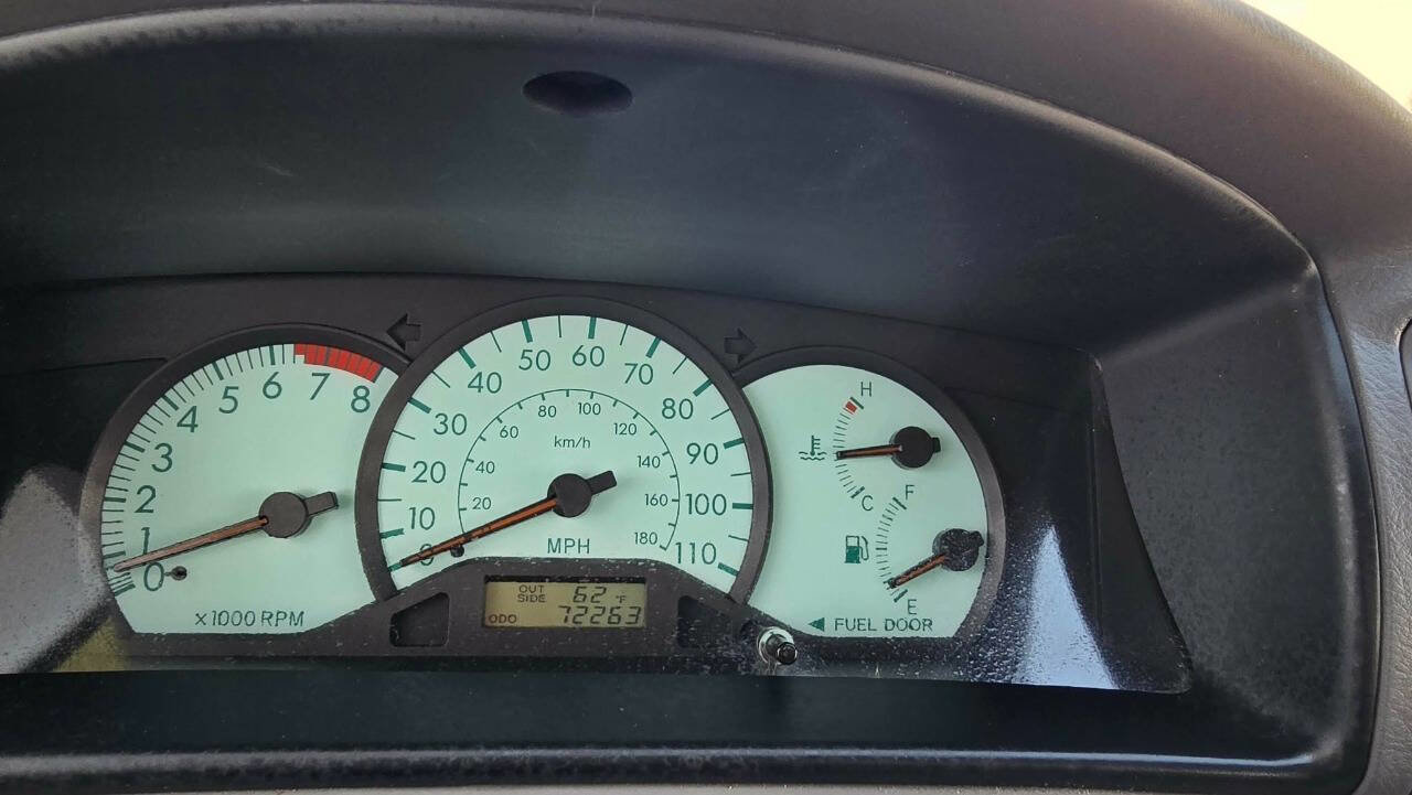 Used 2003 Toyota Corolla LE FWD image 16
