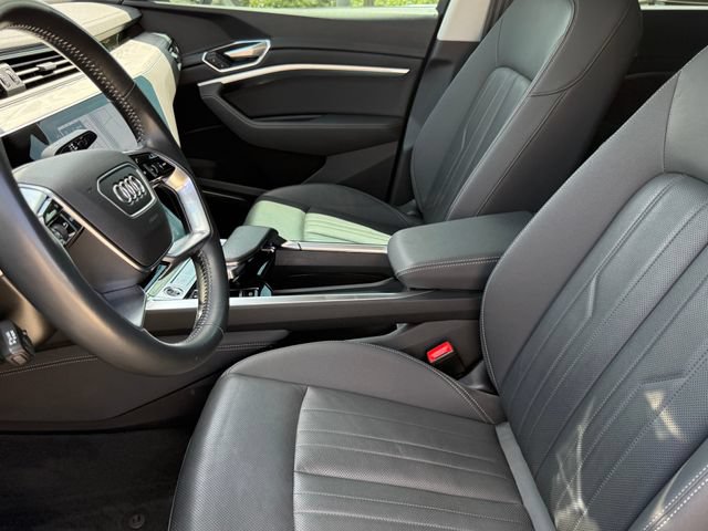 Used 2021 Audi e-tron Premium Plus w/ Premium Plus Package AWD/4WD image 9