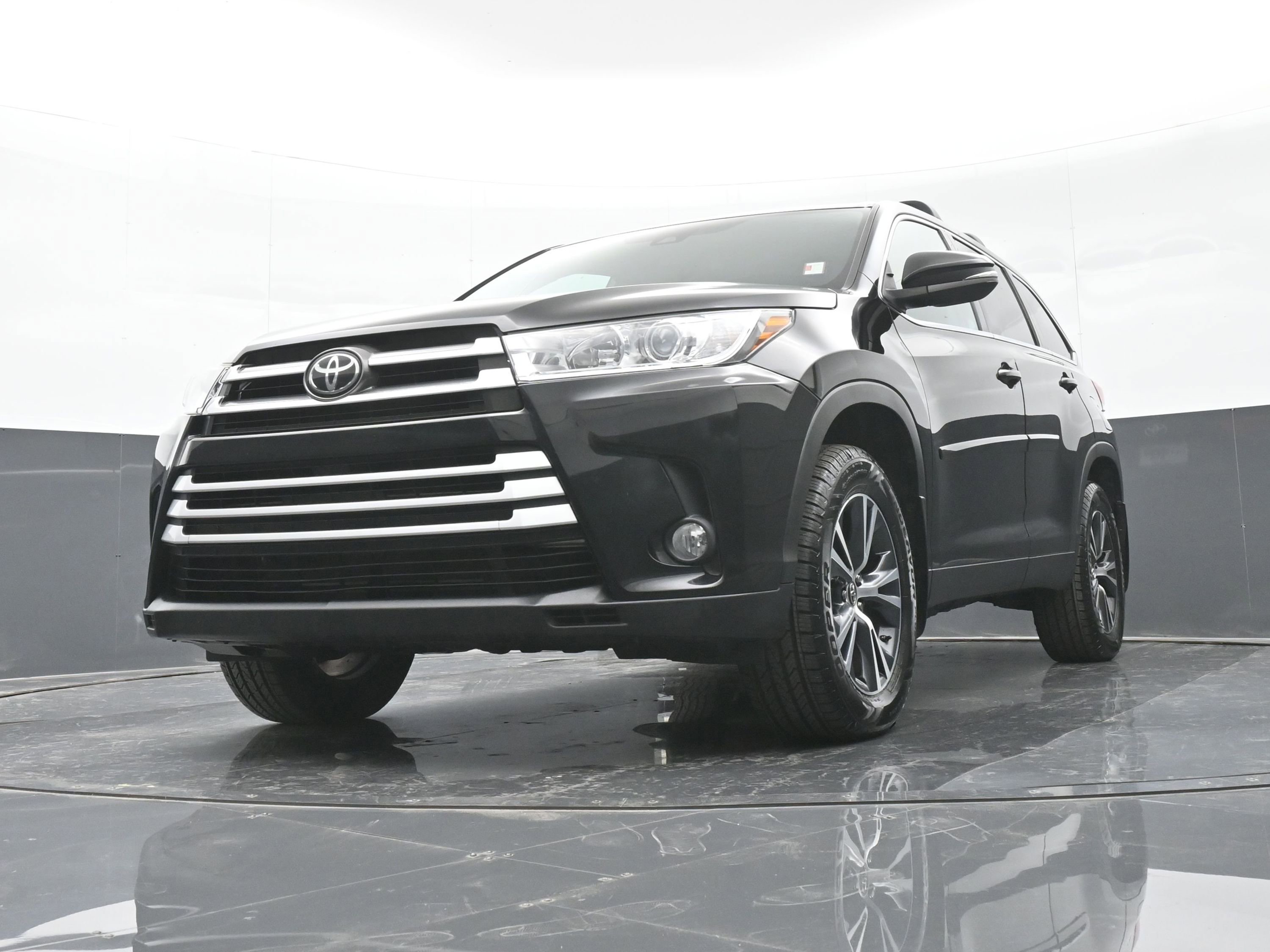 Used 2019 Toyota Highlander Plus image 39