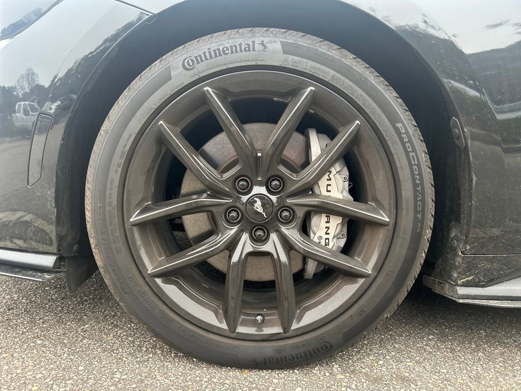 Used 2025 Ford Mustang GT Premium image 34
