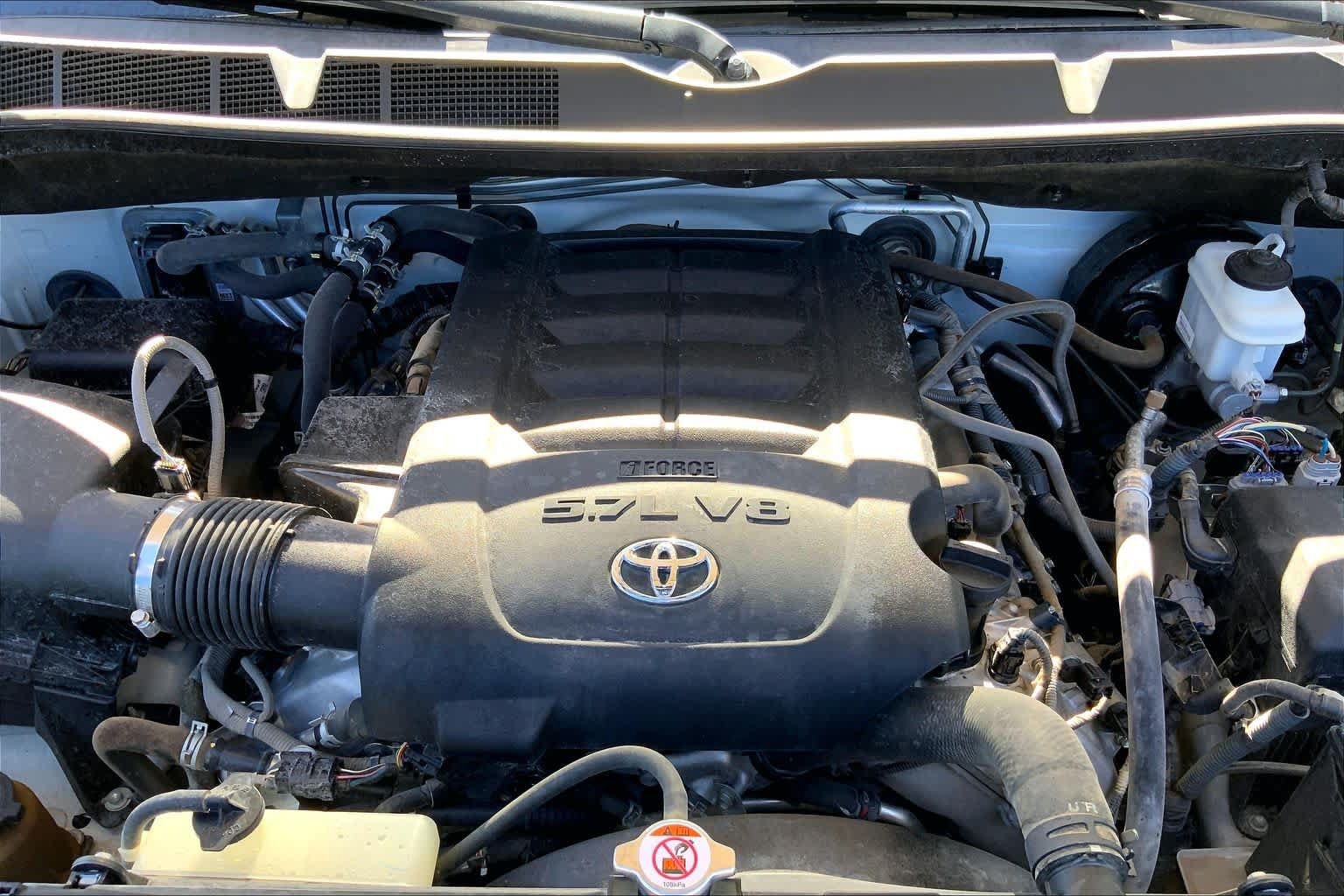 Used 2017 Toyota Sequoia Platinum RWD image 32