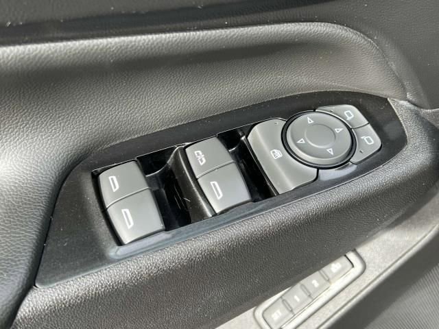 Used 2022 Chevrolet Equinox Premier image 13