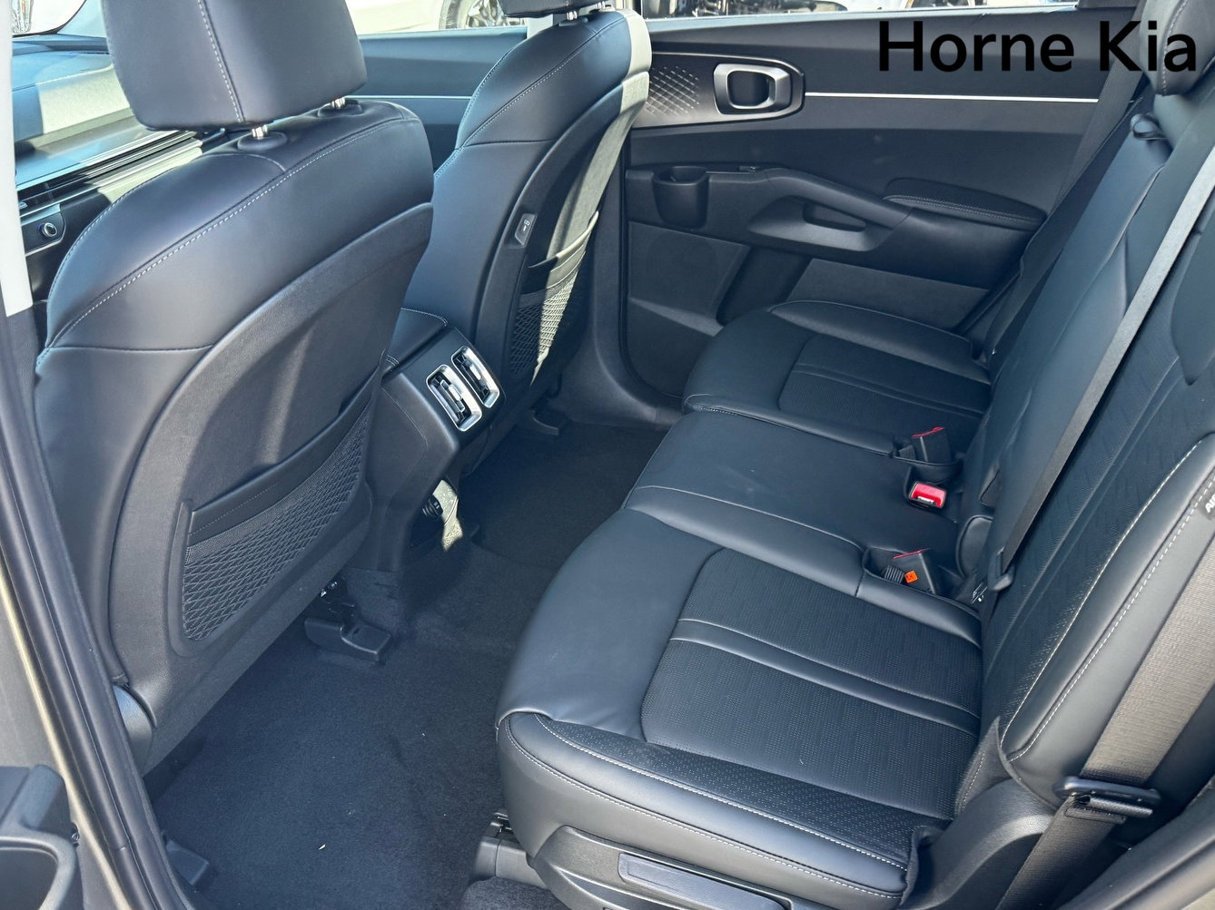 New 2026 Kia Sorento EX image 9