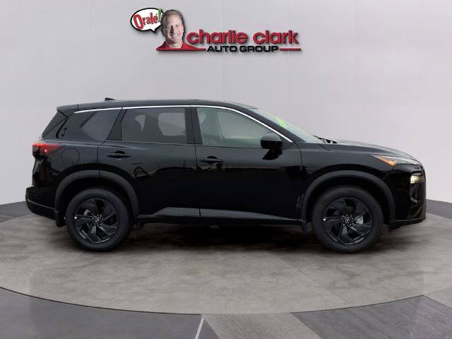 Certified 2026 Nissan Rogue SV FWD image 6