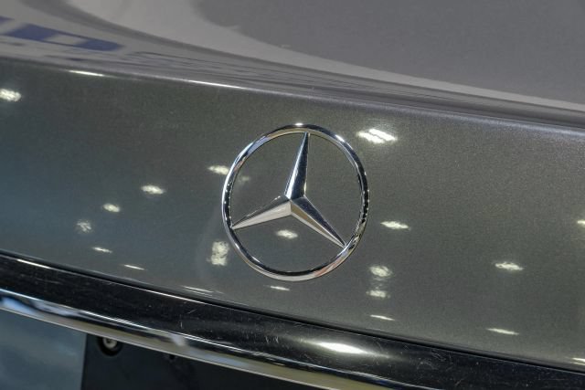 Used 2019 Mercedes-Benz S 560 4MATIC Sedan image 71