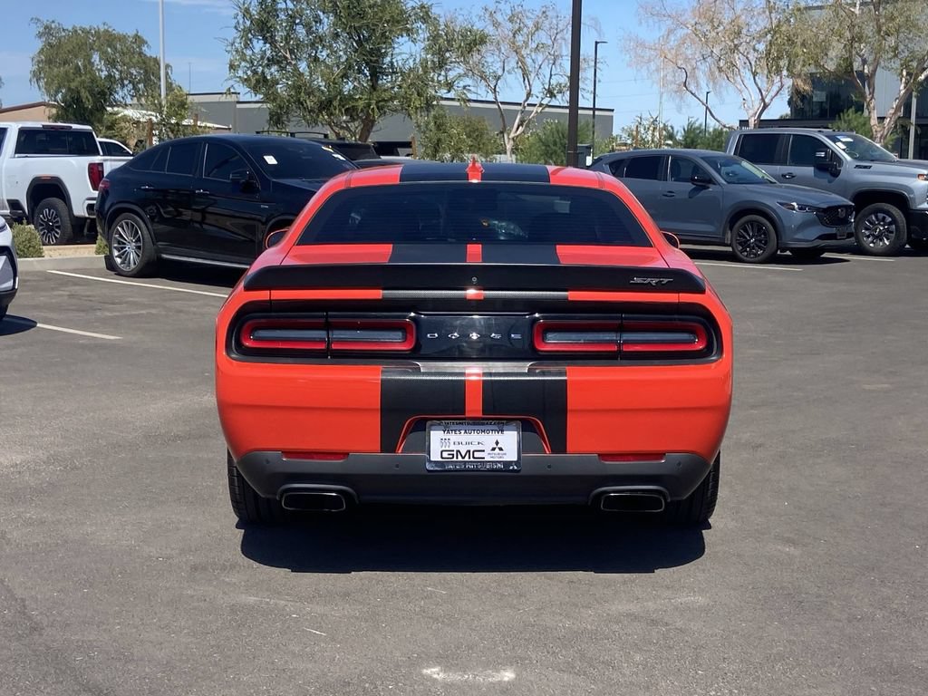 Used 2016 Dodge Challenger SRT Hellcat RWD image 5