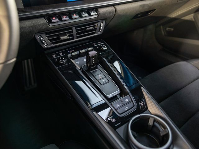 Used 2025 Porsche 911 Carrera 4 GTS image 33