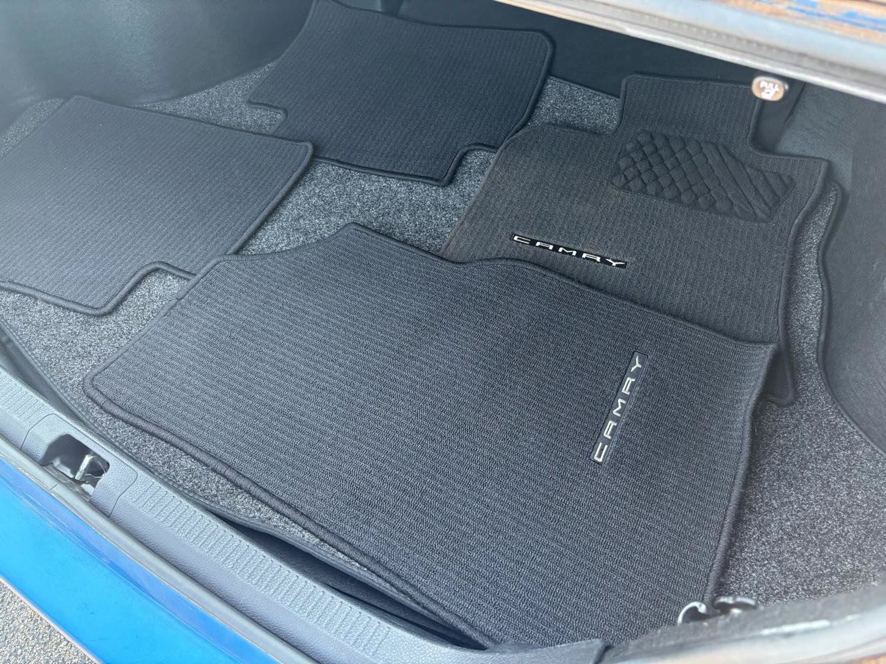 Used 2018 Toyota Camry SE w/ Moonroof Package FWD image 46