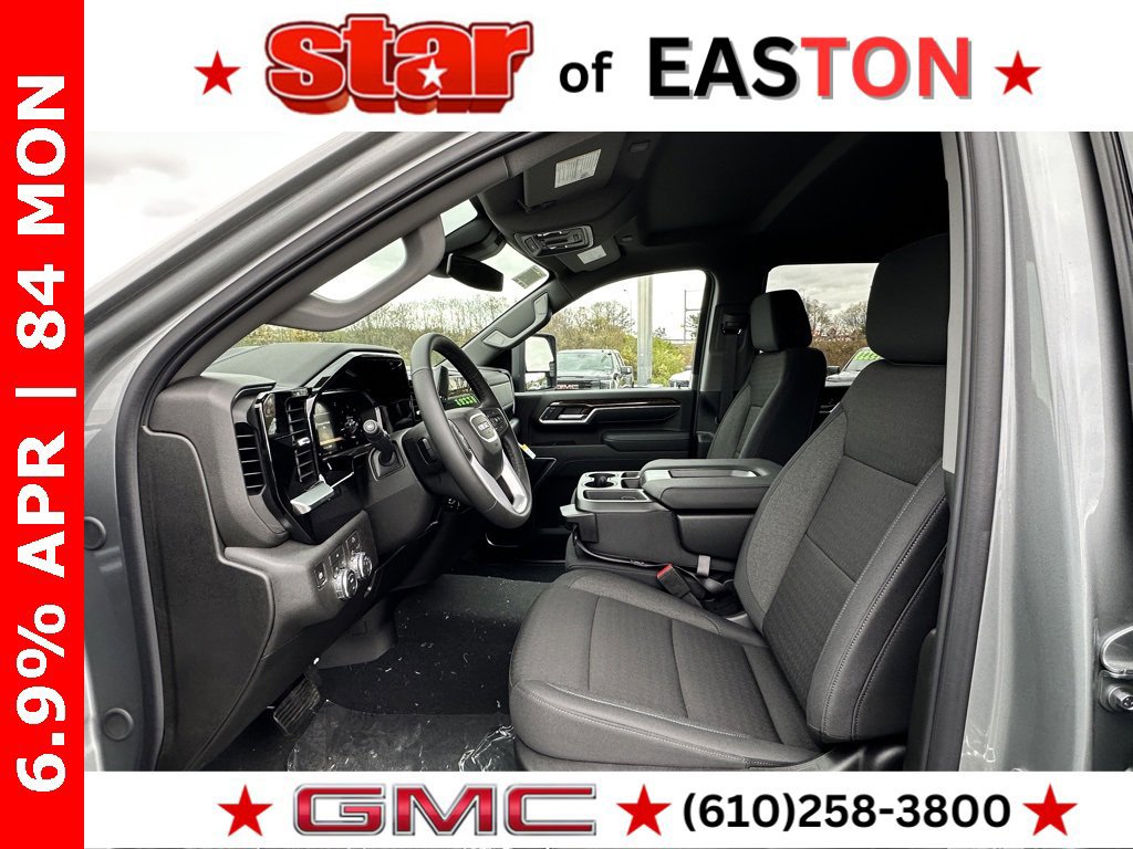 New 2026 GMC Sierra 2500 SLE w/ Preferred Package image 11