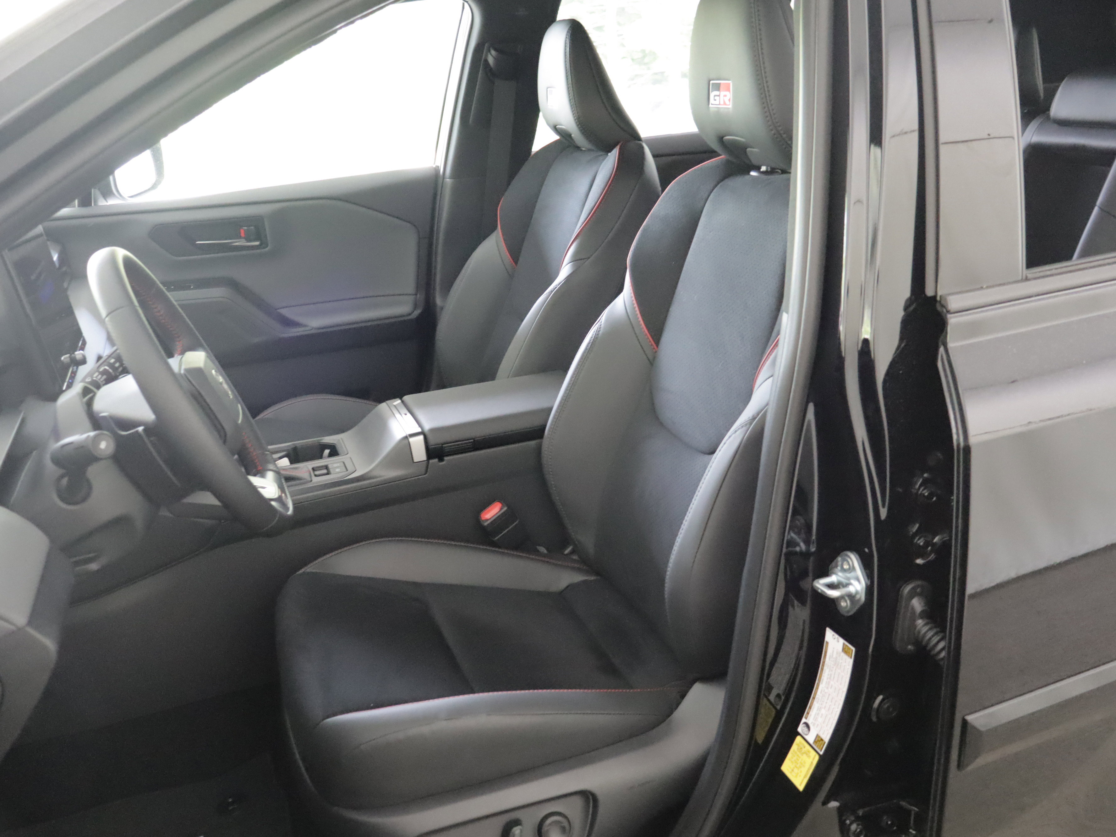 New 2026 Toyota RAV4 AWD Plug-in Hybrid image 8