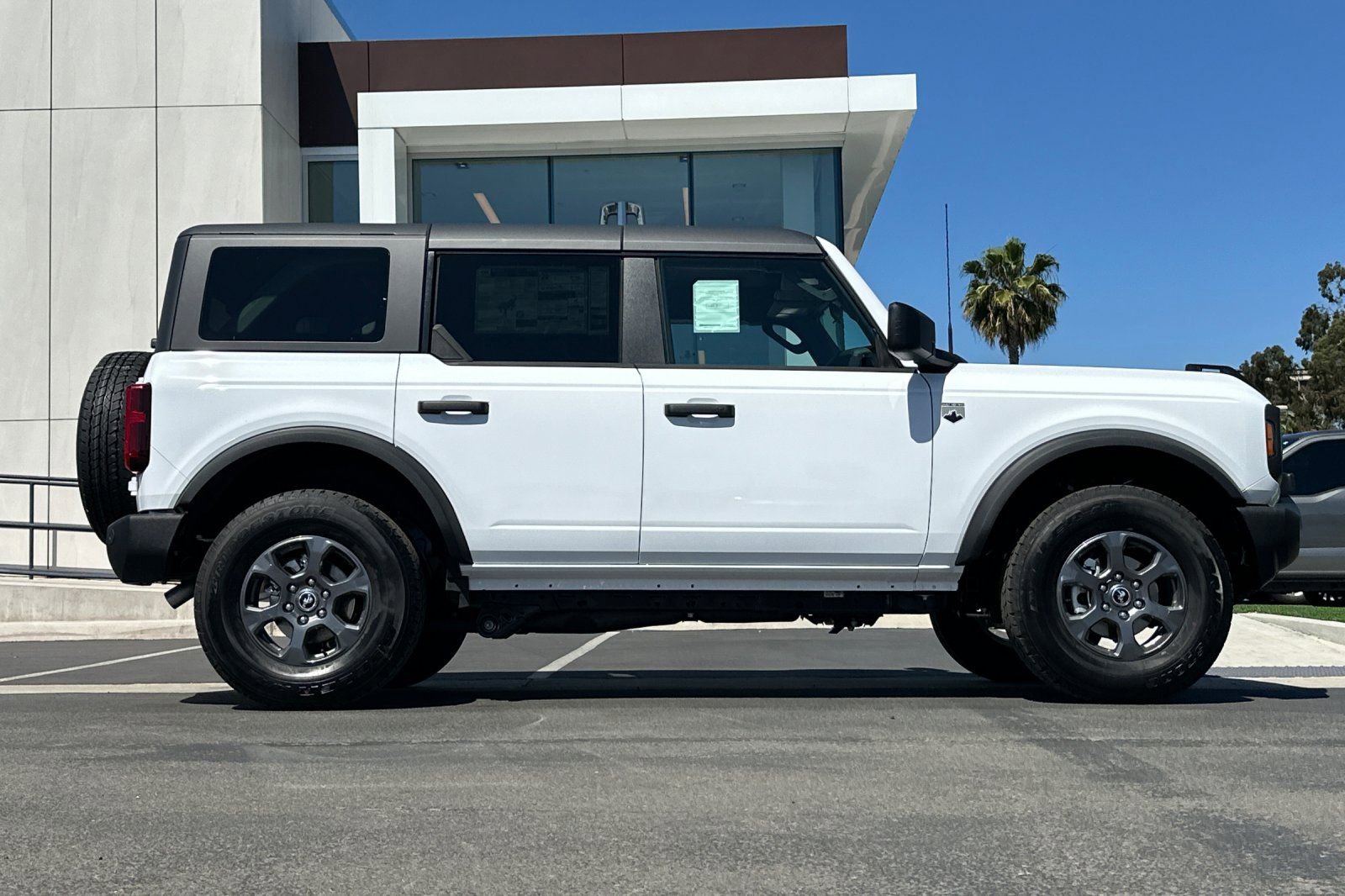 New 2026 Ford Bronco Big Bend image 2