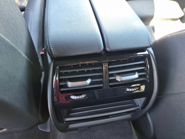 Used 2021 BMW 530i w/ M Sport Package RWD image 18