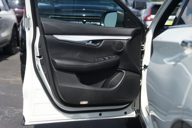 Used 2021 INFINITI QX50 Luxe w/ Appearance Package AWD/4WD image 31