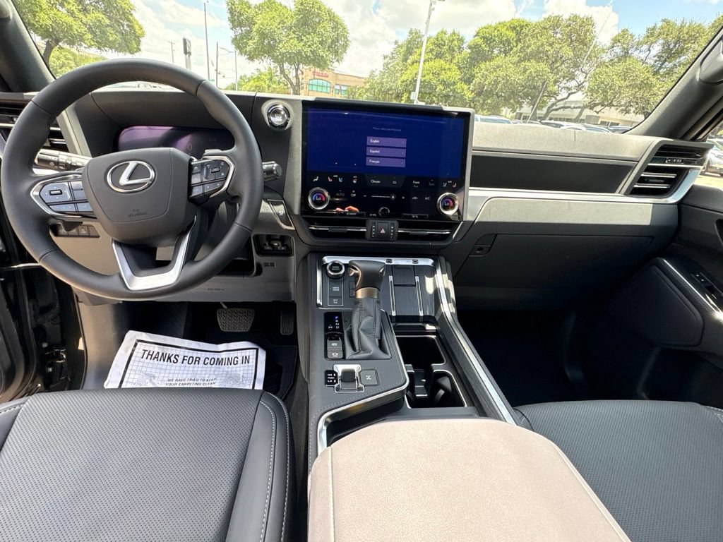 Certified 2026 Lexus GX 550 w/ Cold Area Package AWD/4WD image 19