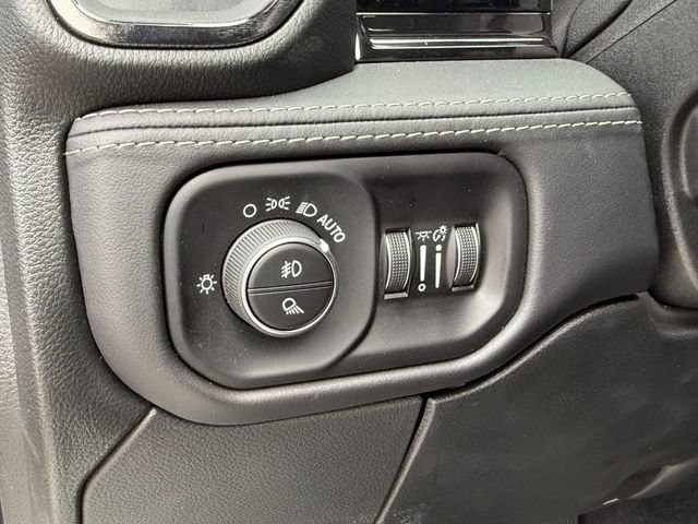 New 2025 RAM 2500 Limited AWD/4WD image 35