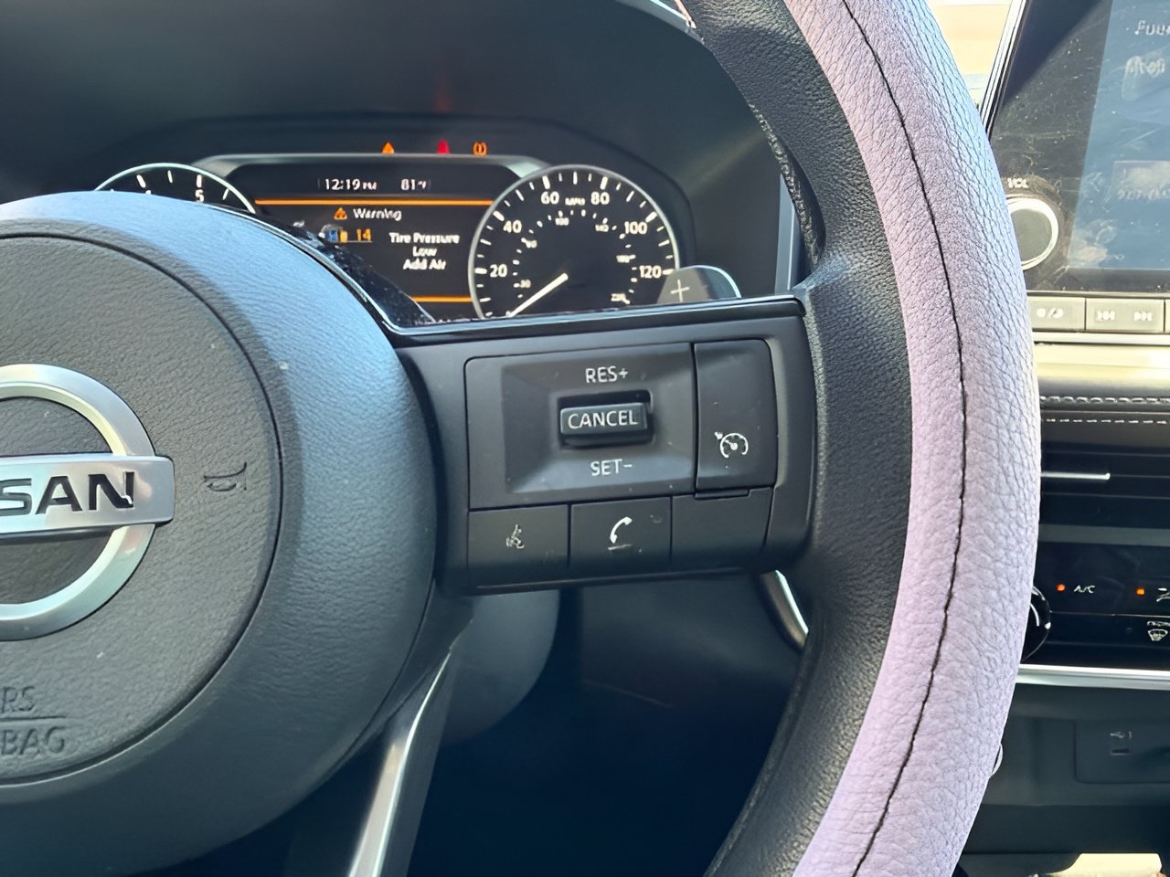 Used 2021 Nissan Rogue S AWD/4WD image 17