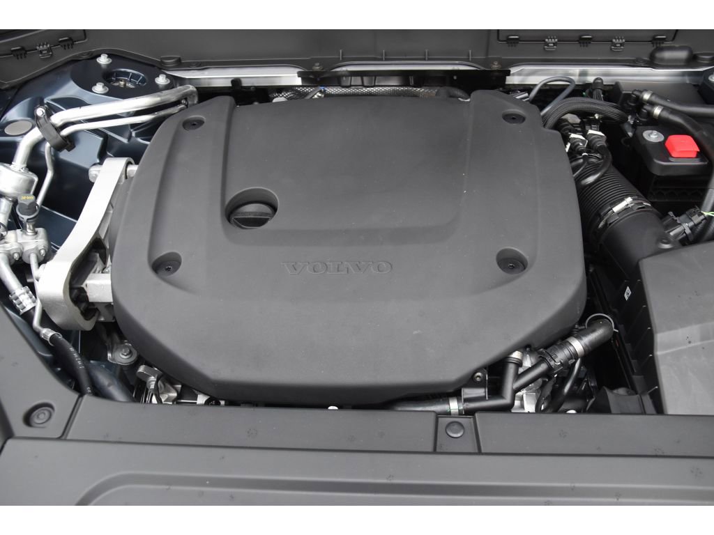 New 2026 Volvo XC90 B6 Plus w/ Protection Package Premier image 26