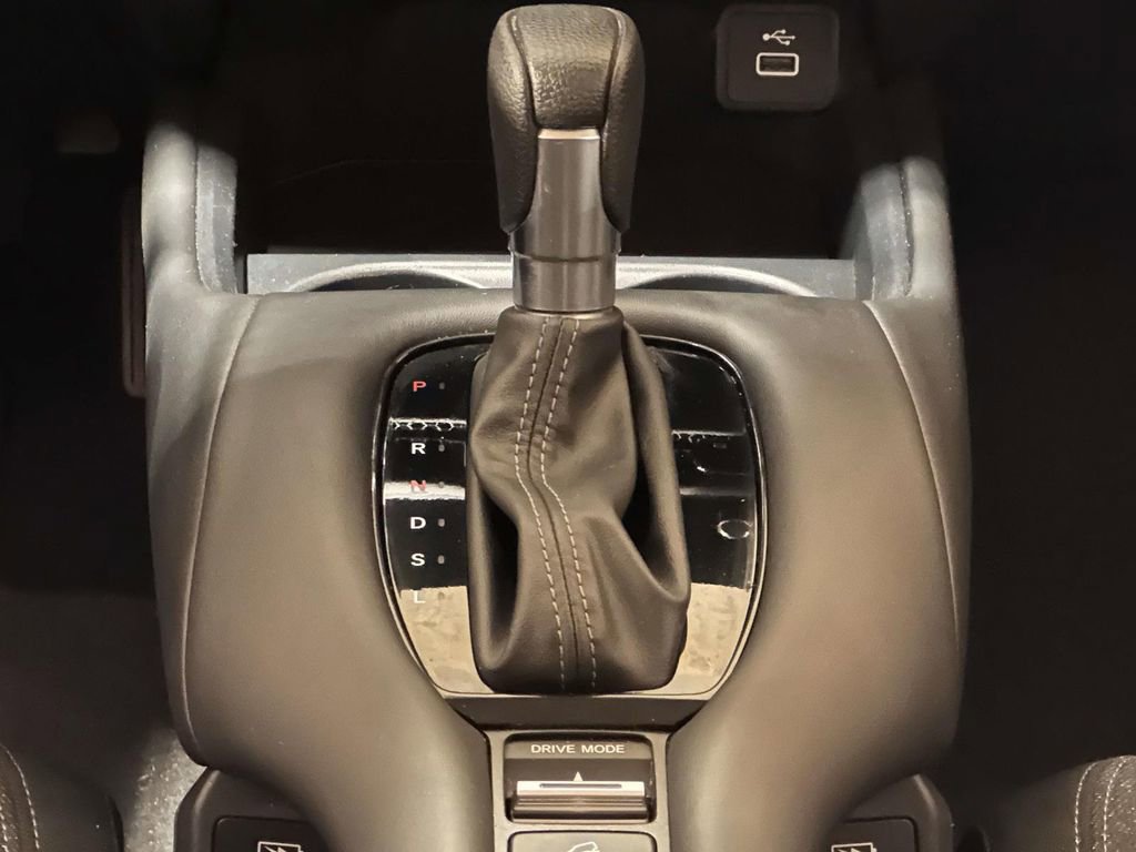 Used 2023 Honda HR-V LX image 18