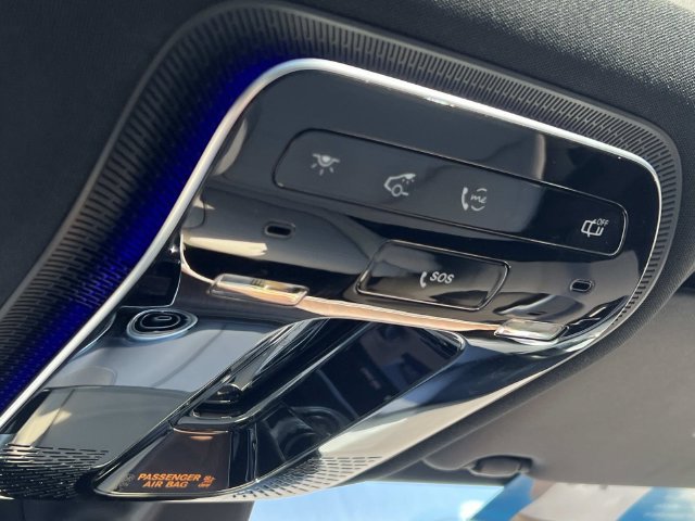 Used 2023 Mercedes-Benz GLC 300 4MATIC image 32