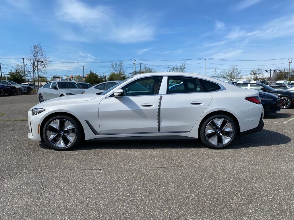 New 2026 BMW i4 xDrive40i AWD/4WD image 4