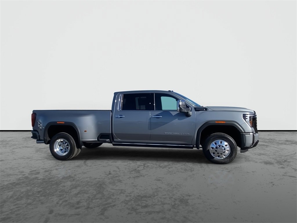 New 2026 GMC Sierra 3500 Denali Ultimate image 9