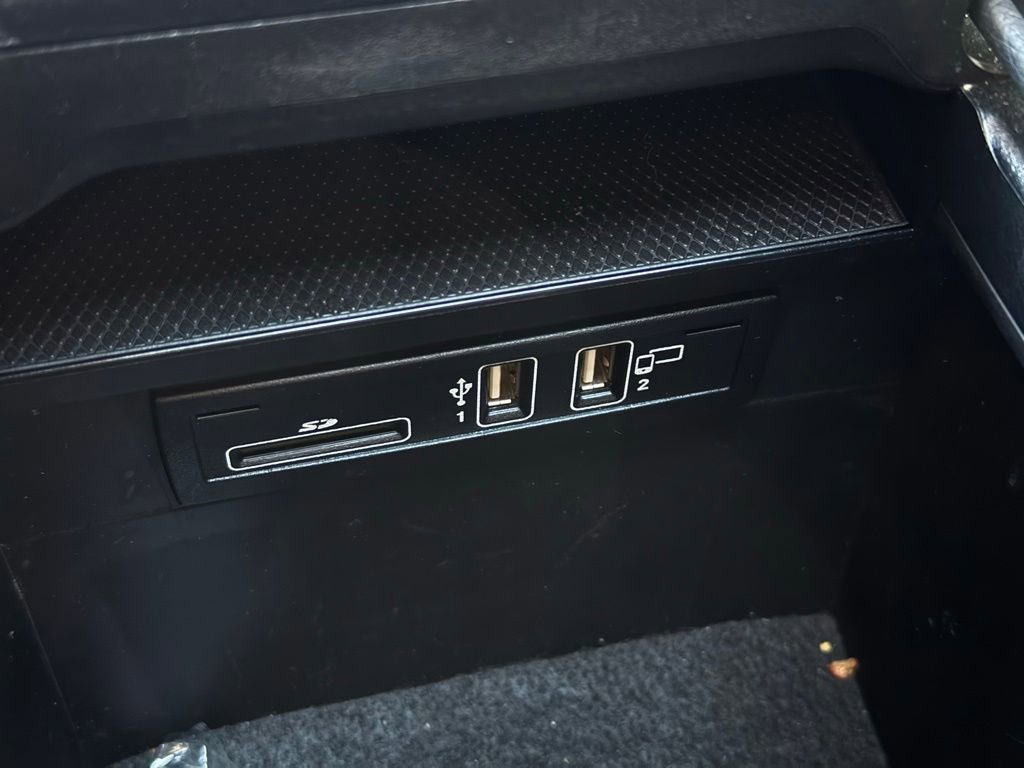 Used 2019 Mercedes-Benz G 550 image 32