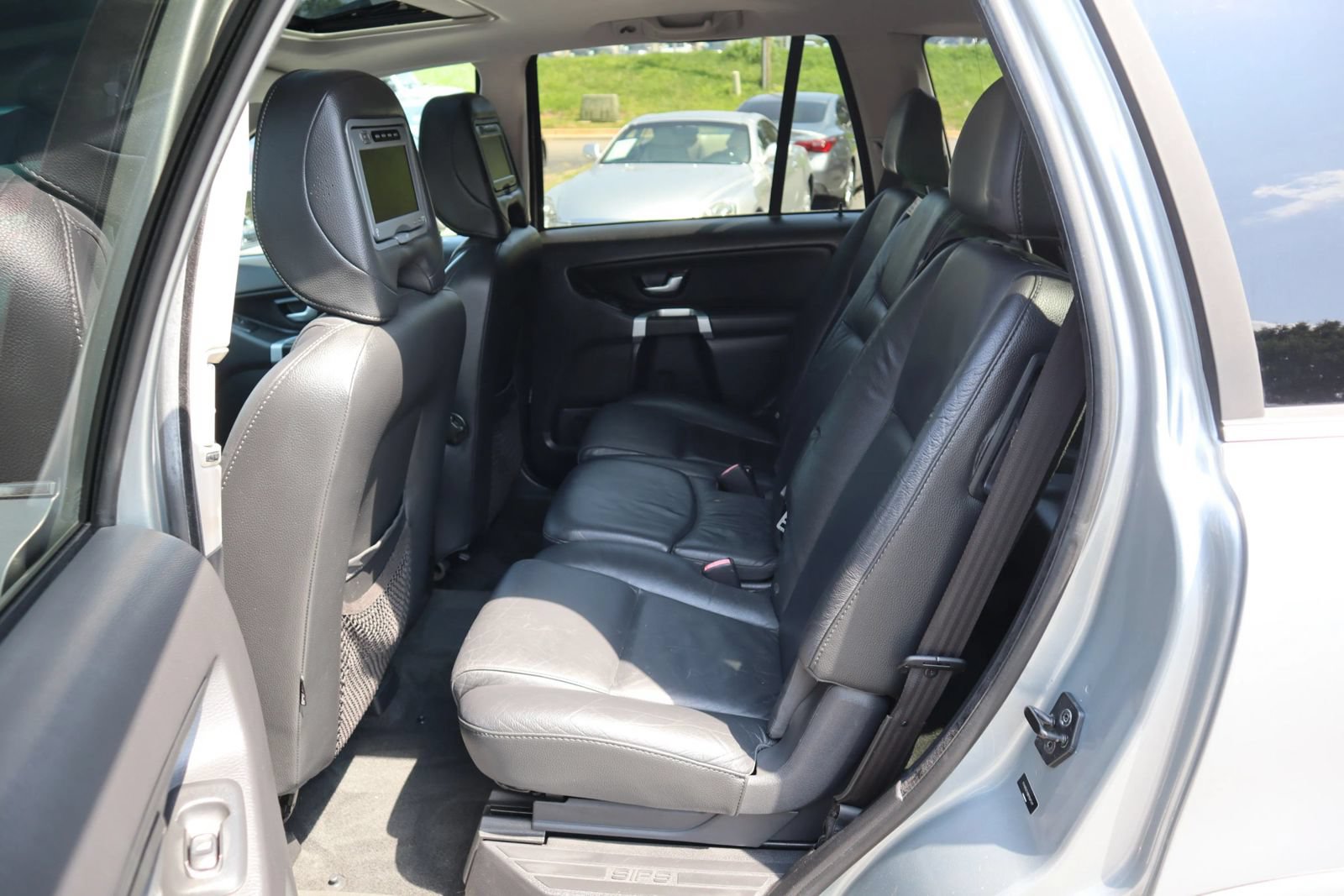 Used 2011 Volvo XC90 3.2 FWD image 12