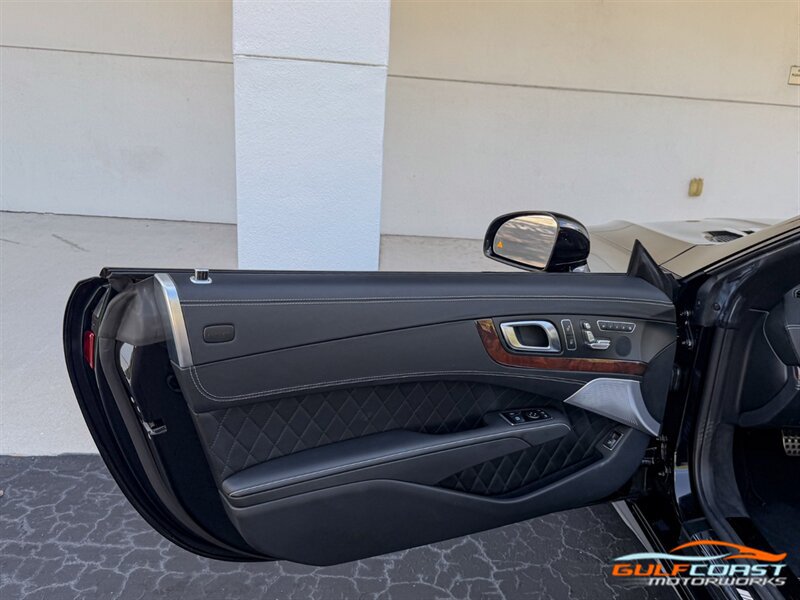 Used 2015 Mercedes-Benz SL 65 AMG image 23