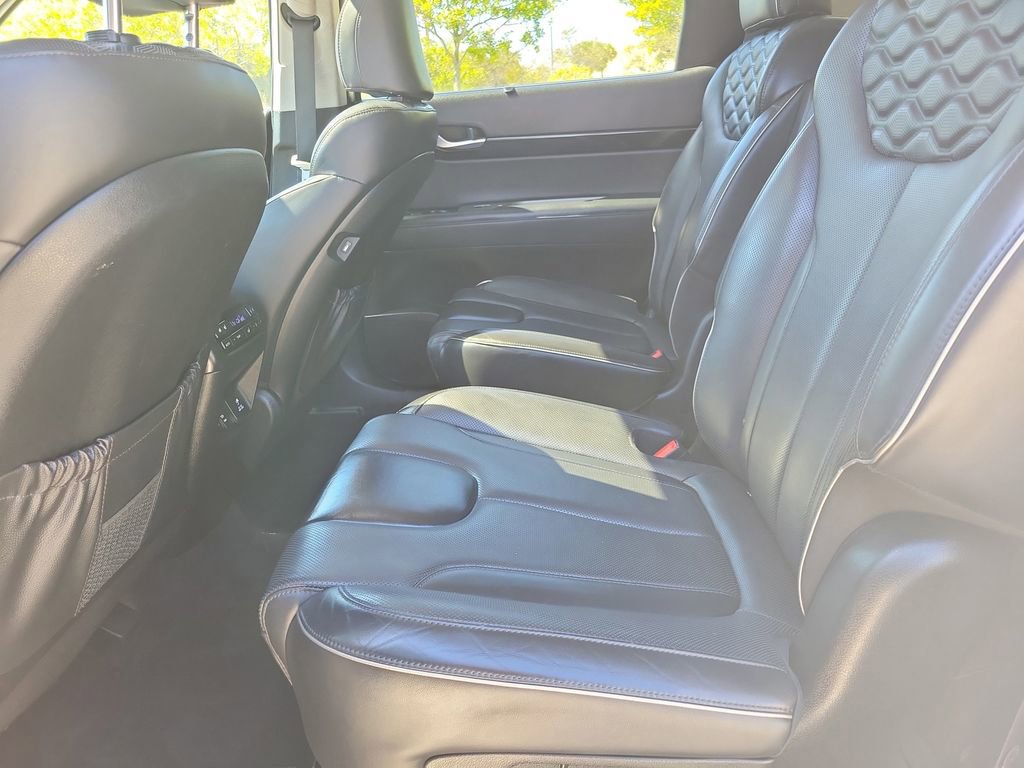 Used 2022 Hyundai Palisade Limited image 17
