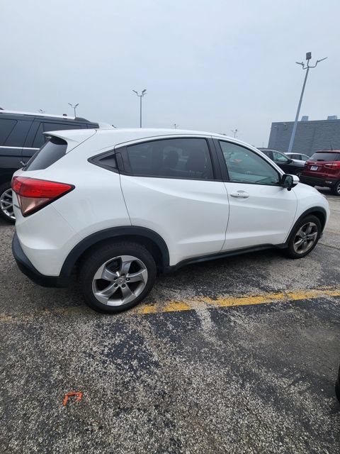 Used 2017 Honda HR-V EX image 7