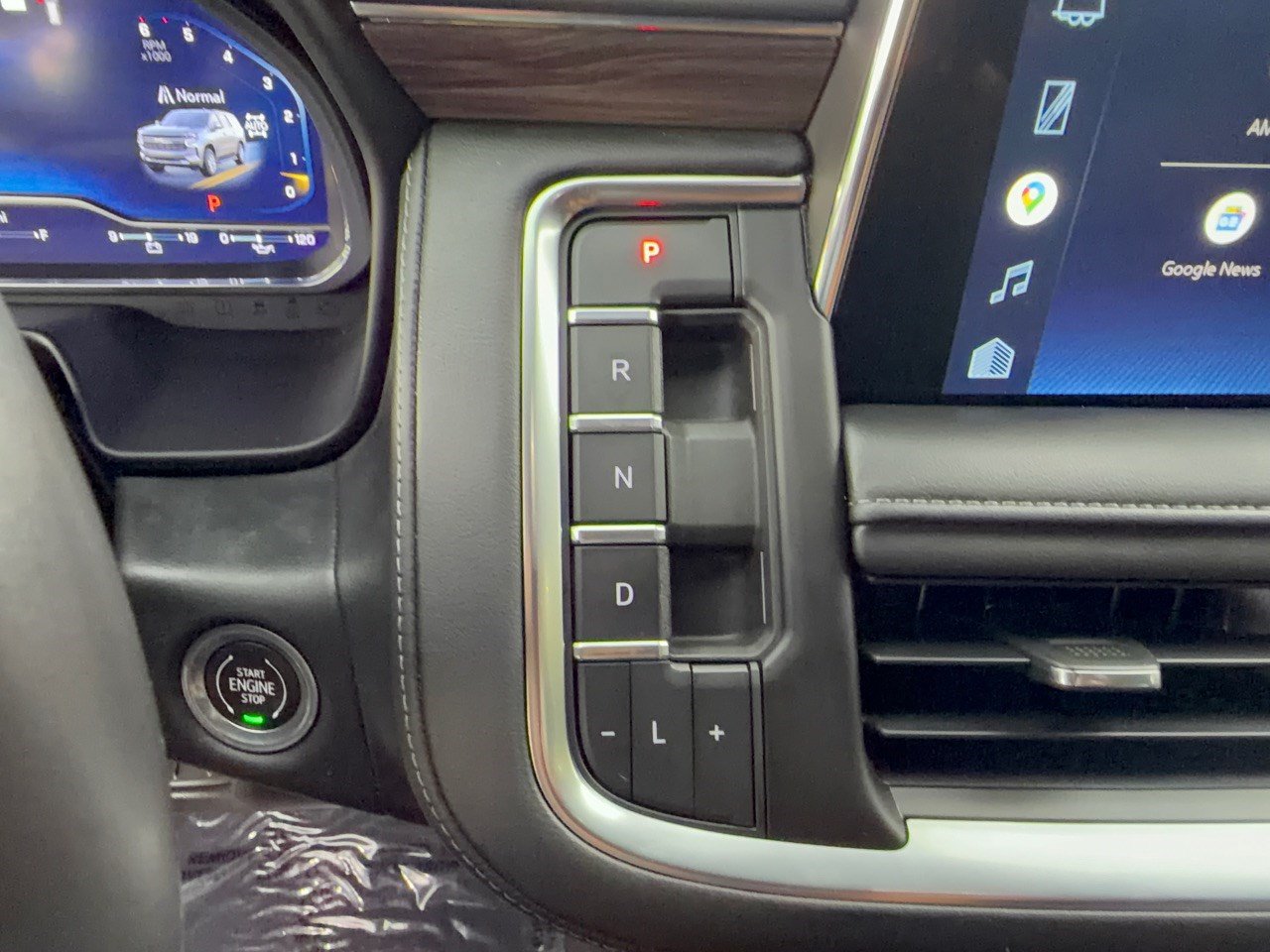 Used 2022 Chevrolet Tahoe Z71 AWD/4WD image 21