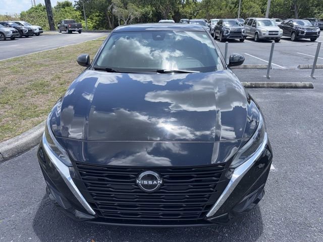 Used 2024 Nissan Altima 2.5 SV FWD video 2
