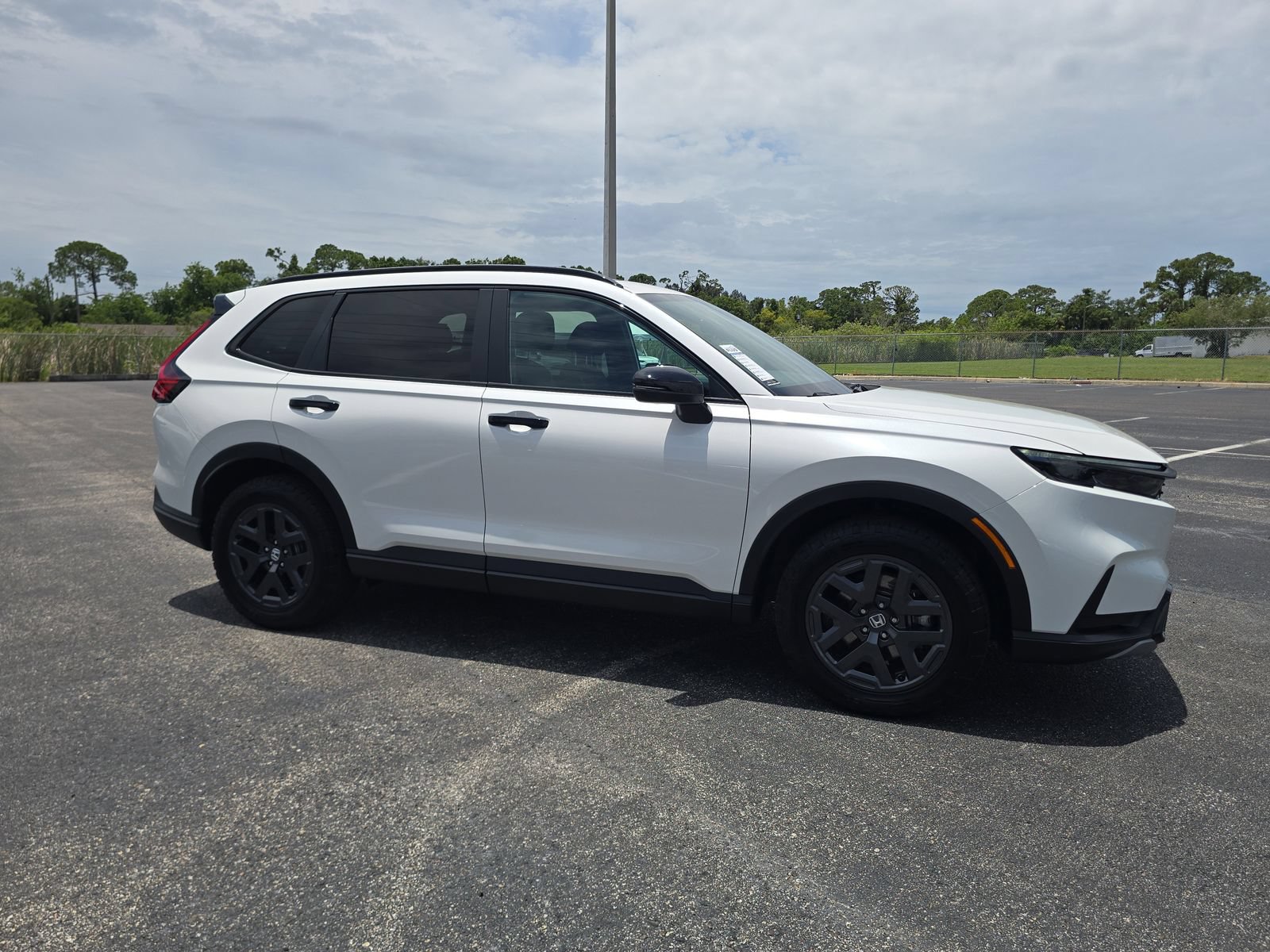 Certified 2026 Honda CR-V TrailSport image 2