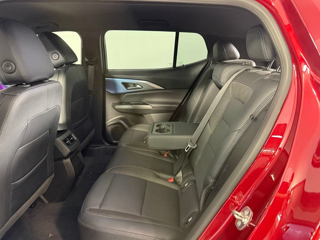 Used 2024 Chevrolet Equinox EV LT FWD image 19