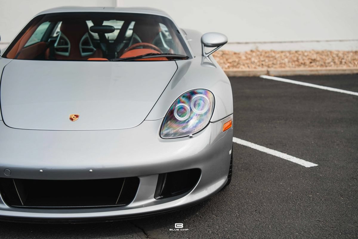 Used 2004 Porsche Carrera GT RWD image 8