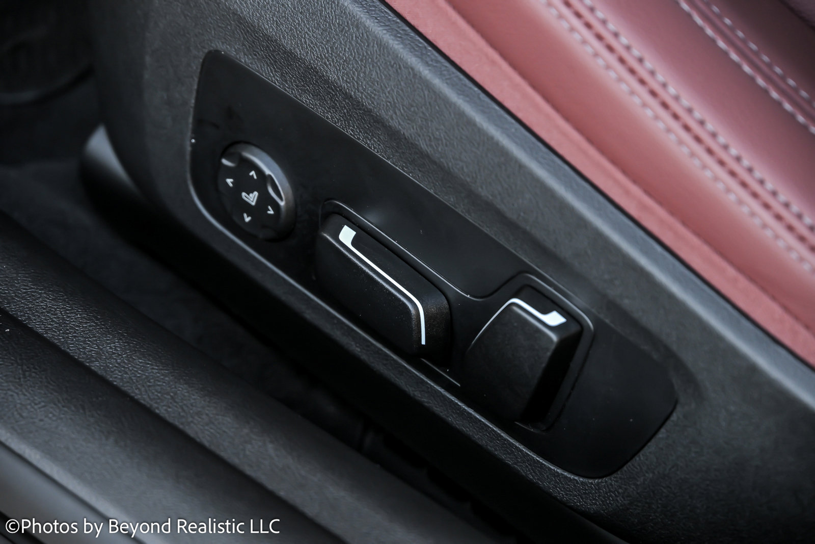 Used 2025 BMW 430i xDrive Coupe w/ Premium Package image 33