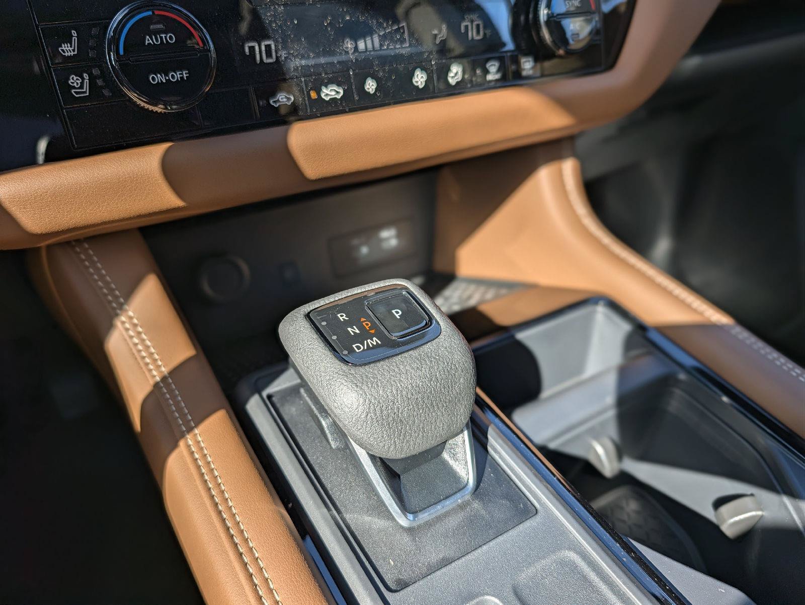 New 2026 Nissan Pathfinder Platinum AWD/4WD image 28