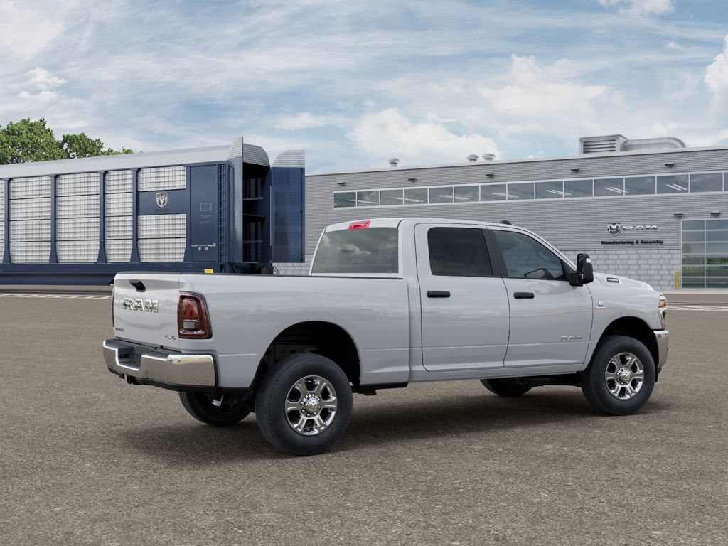 New 2025 RAM 2500 Big Horn AWD/4WD image 4