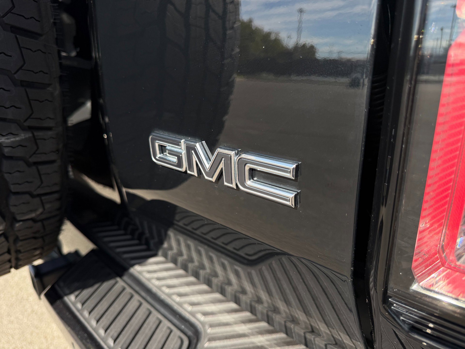 Used 2025 GMC Hummer EV 3X image 39