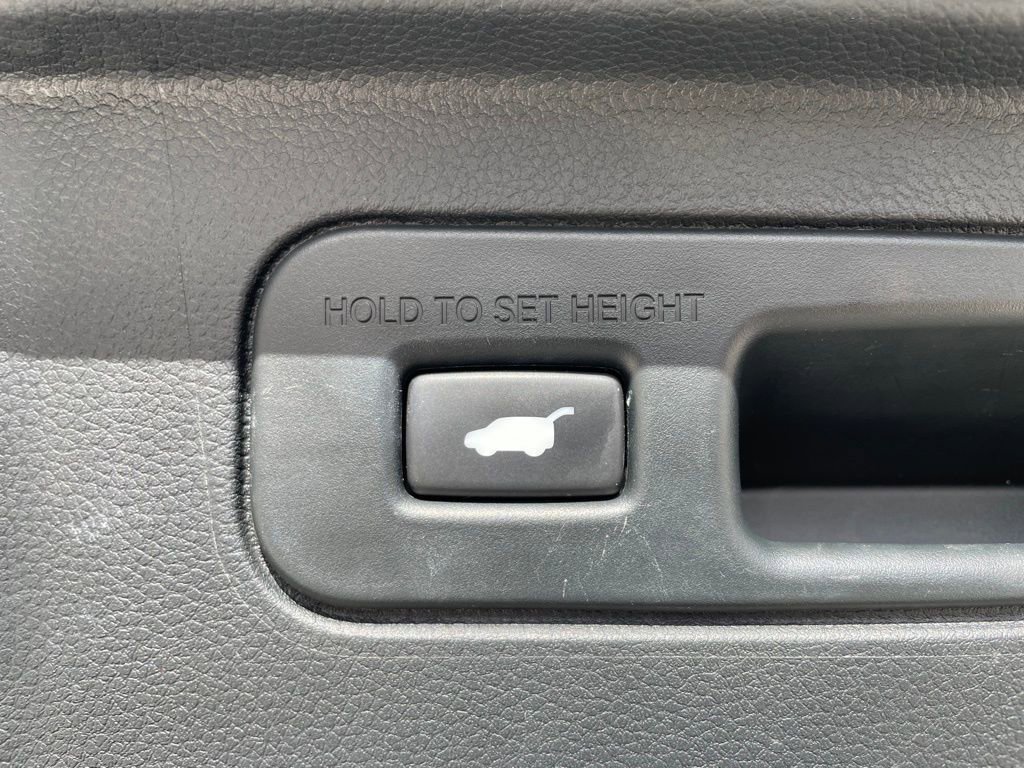 Used 2023 Honda Pilot EX-L image 7