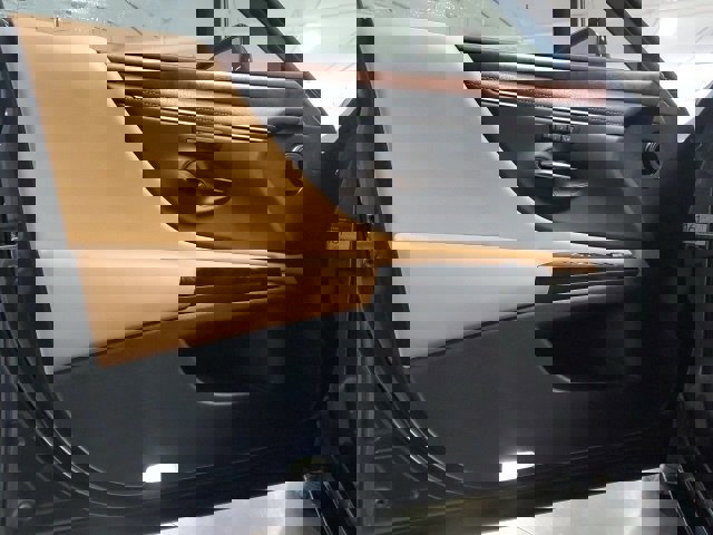 Certified 2023 Lexus ES 350 w/ Premium Package image 13