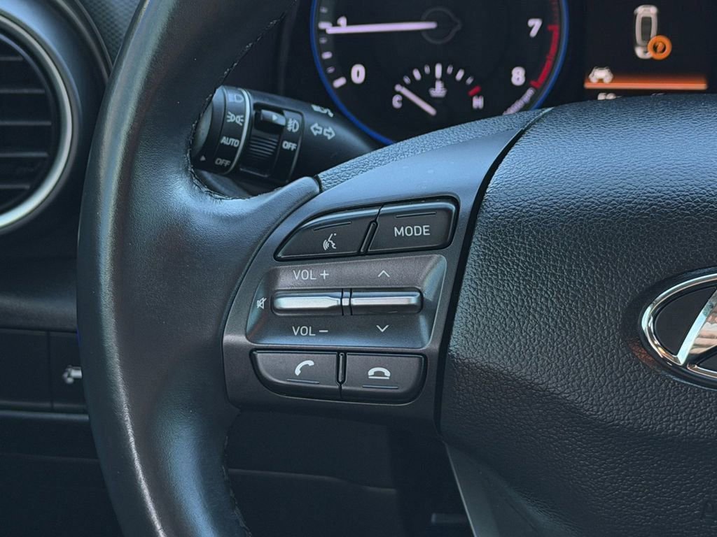 Used 2021 Hyundai Kona SEL Plus image 18