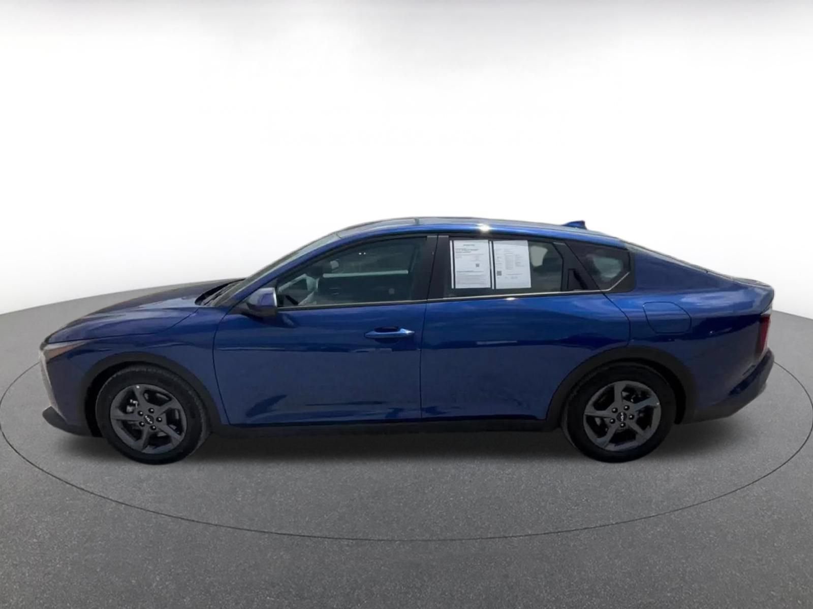 Used 2025 Kia K4 FWD image 9