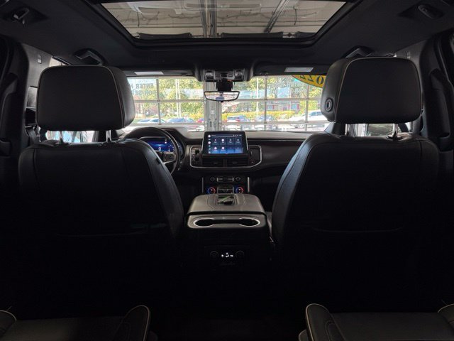 Used 2022 Chevrolet Tahoe Premier AWD/4WD image 17